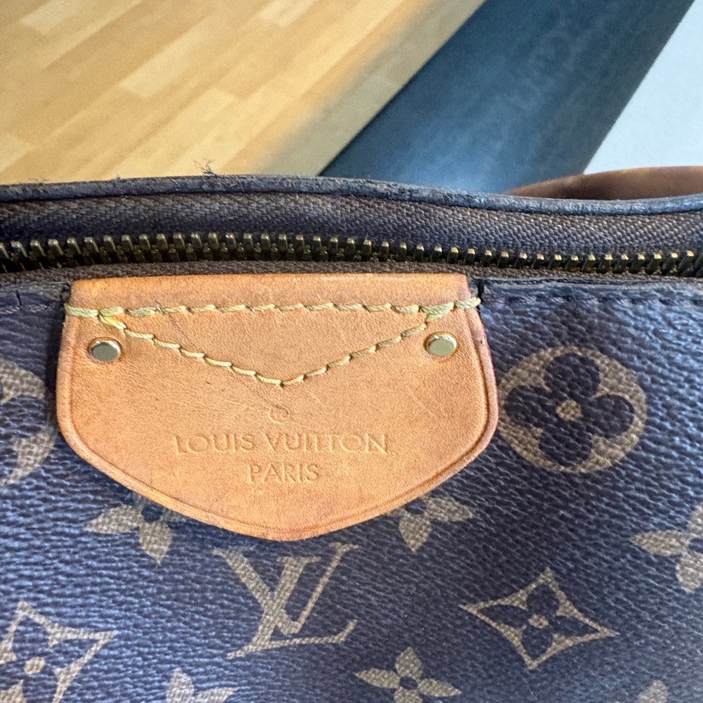 Louis Vuitton Marais Brown Monogram Shoulder Bag w Dust Bag! - Picture 2 of 7